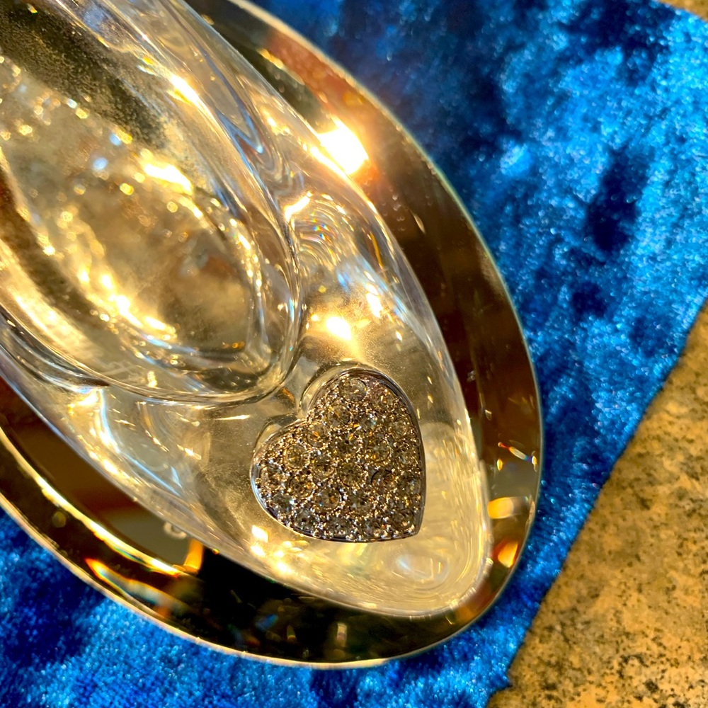 Glass Cinderella Slipper with mirror base - Picture 10 of 11